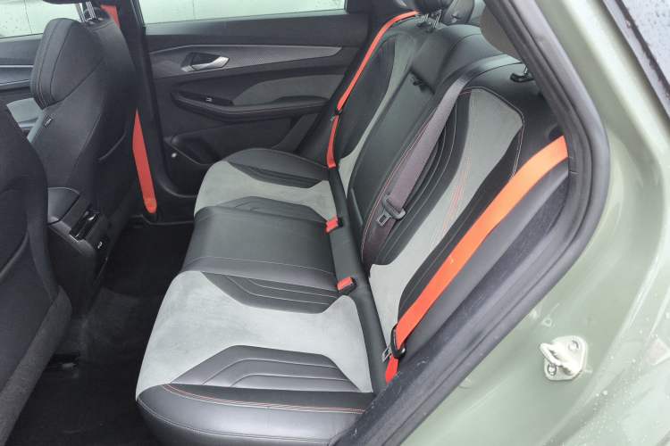 Used Geely Auto Binray 2022 Binrui COOL 1.5T DCT Electric Edition Left Rear Seat