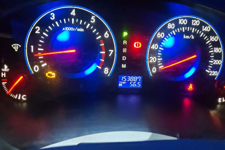 Used Mazda 8 2013 2.5L Deluxe Edition
