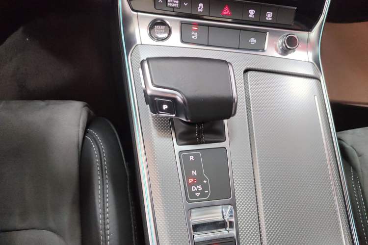 Used Audi A6L 2021 40 TFSI Luxury Dynamic Edition Gear Lever