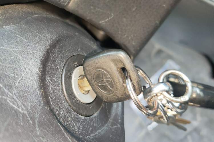 Used Toyota YARiS L Zhi Xuan 2020 1.5L CVT Luxury Edition Vehicle Key