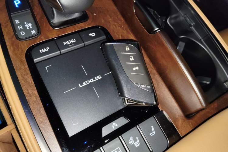 Used Lexus LS 2021 500h Excellence Edition
