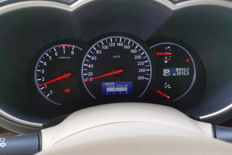 Used Nissan Quest 2015 3.5L SL Instrument Cluster