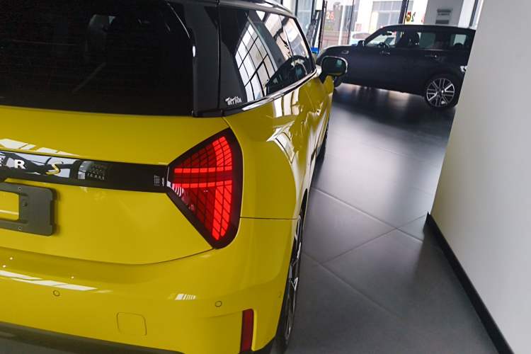 Used MINI Electric COOPER 2024 452km COOPER SE Artist
