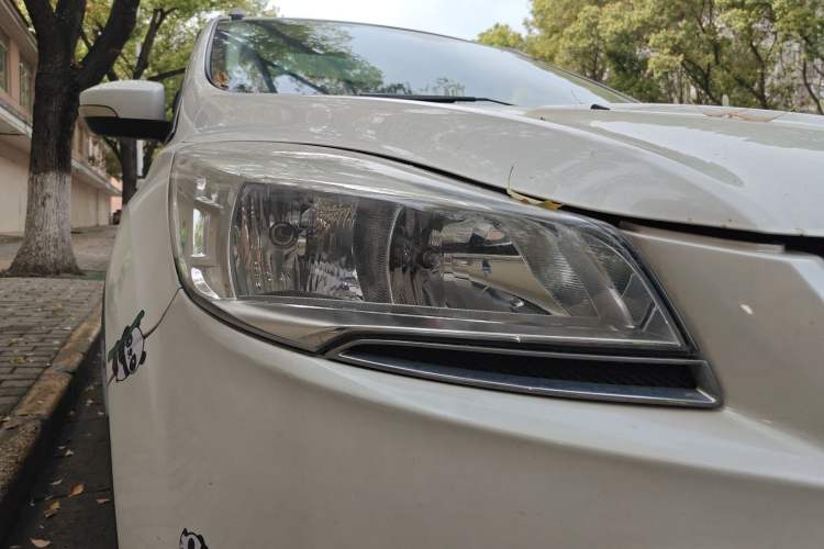 Used Ford Kuga 2013 1.6L GTDi Two-Wheel-Drive Trend Model