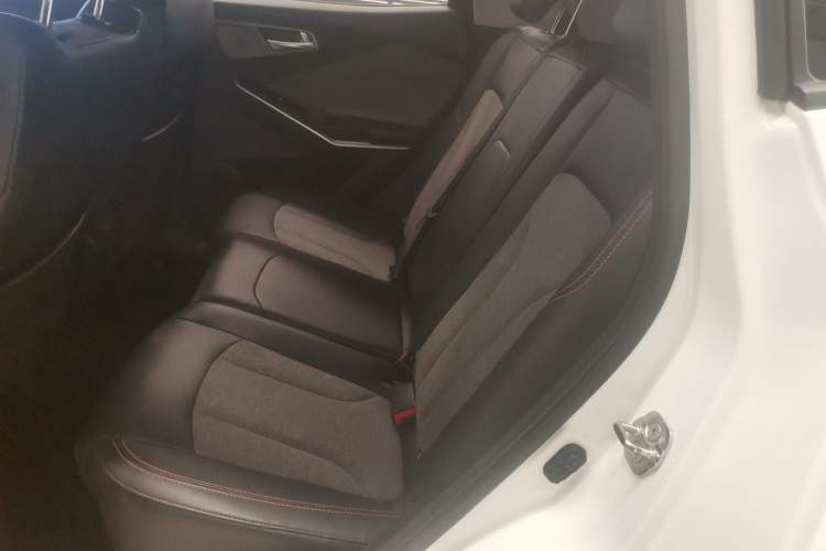 Used CHANGAN OSHAN COS3 2019 1.5L Manual LeShang Model
