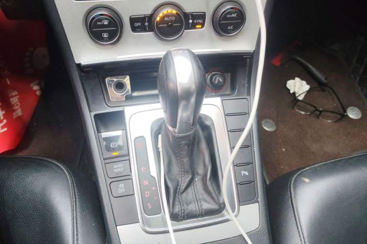 Used Volkswagen Magotan 2015 1.8TSI Luxury Model