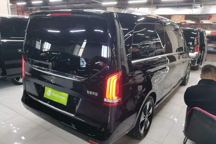 Used Mercedes-Benz V-Class 2021 V 260 L Long Wheelbase Prestige Edition