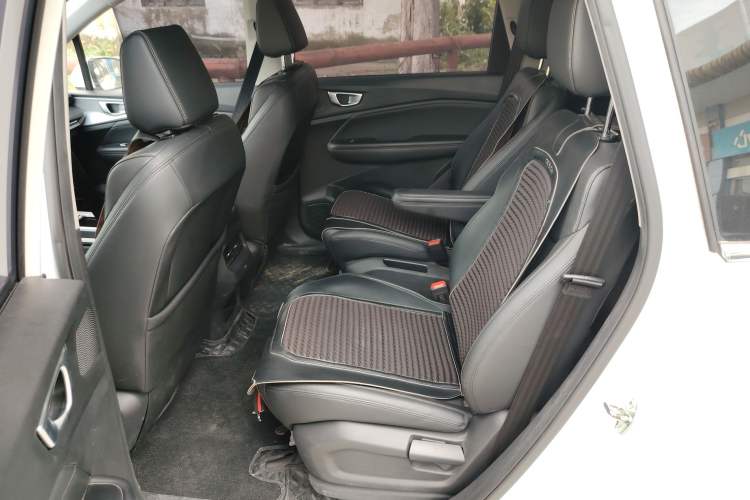 Used Wuling Jiachen 2022 1.5T CVT Smart Luxury Version
