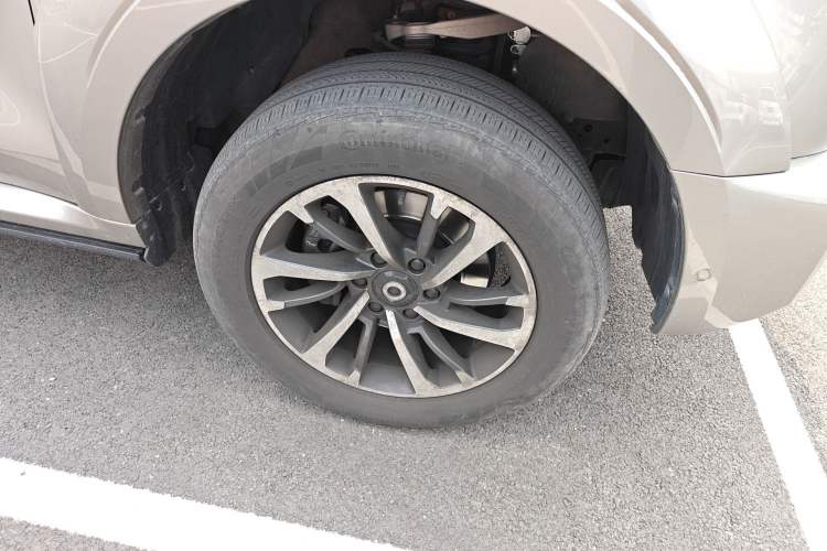 Used Great Wall Shanhai Poer 2023 3.0T V6 Gasoline Extreme Edition Right Front Wheel Hub