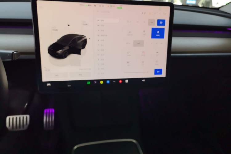 Used Tesla Model Y 2022 Performance High-Performance All-Wheel-Drive Version Audio And AC Panel