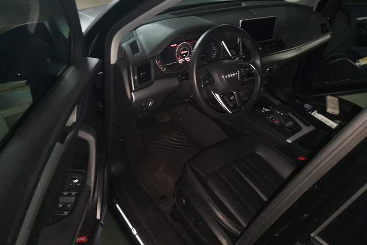Used Audi Q5L 2020 Updated 40 TFSI Prestige Fashion Edition
