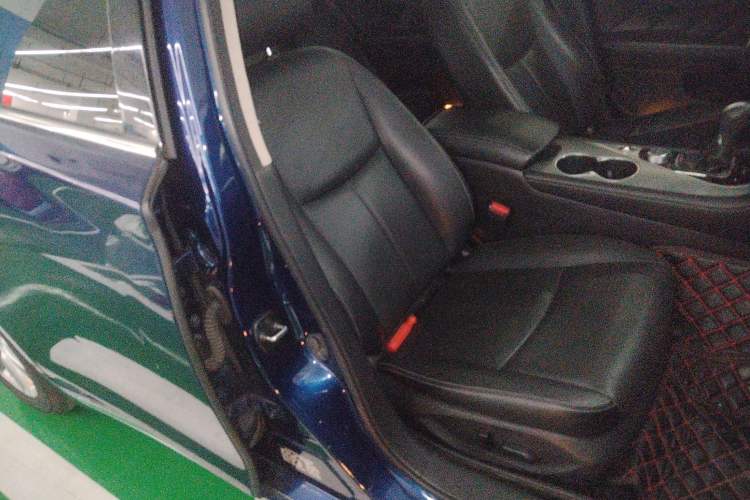 Used Infiniti Q50L 2016 2.0T Ambition Edition
