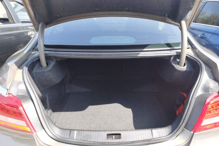 Used Buick LaCrosse 2013 2.4L SIDI Elite Comfort Version