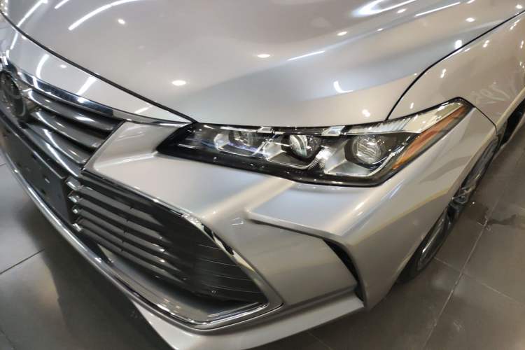 Used Toyota Avalon 2019 2.0L XLE Premium Edition China VI