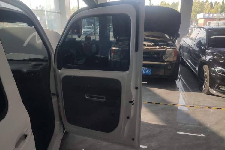 Used Wuling Zhiguang New Energy 2025 Standard Model