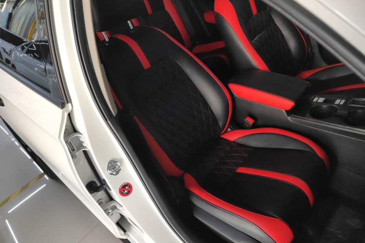 Used Honda Civic 2023 HATCHBACK 240TURBO CVT Zhiyue Edition Right Front Seat