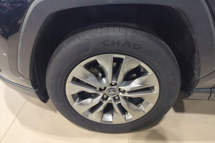 Used Toyota Wildlander 2020 Dual-Motor 2.5L E-CVT Four-Wheel Drive Luxury Edition
