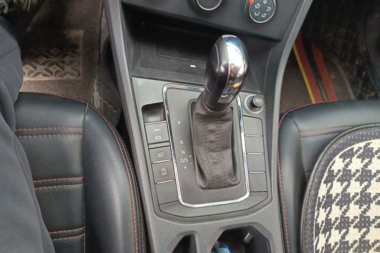 Used Volkswagen Bora 2020 1.5L Automatic Fashion Edition