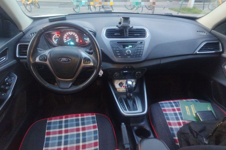 Used Ford Escort 2015 1.5L Automatic Fashion Model