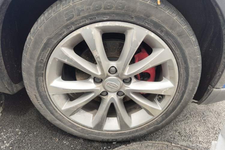 Used Geely Auto Emgrand GS 2016 Sport Edition 1.3T Automatic LingShang Model Right Front Wheel Hub