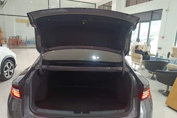 Used Geely Auto Preface 2025 Dongfang Yao 1.5TD Fuyao Edition