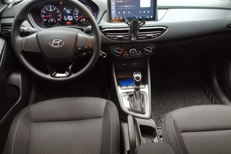 Used Hyundai Celesta 2020 1.6L Automatic GL Enjoyable Edition