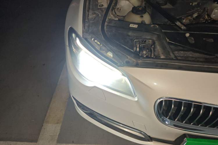 Used BMW 5 Series 2017 528Li Leading Model
