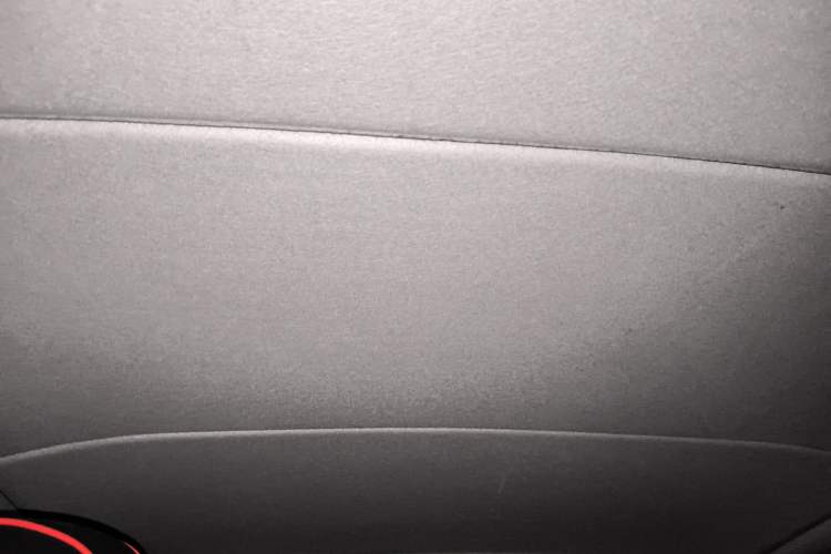 Used Peugeot 4008 2013 2.0L Two-Wheel Drive Luxury Version Headliner