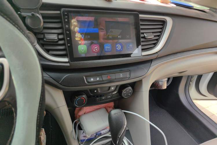 Used Buick GT 2018 15T Dual-Clutch Elite Model China V Standard Audio And AC Panel