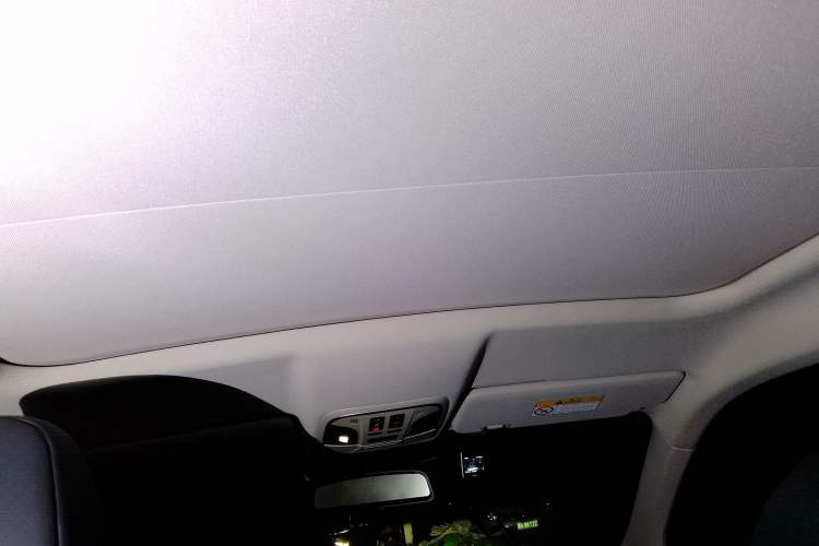 Used Wey VV5 2020 1.5T Two-Wheel Drive Smart Pioneer Headliner