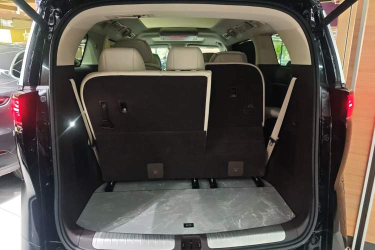 Used Denza D9 2024 DM-i 980 Four-Wheel Drive Prestige Model