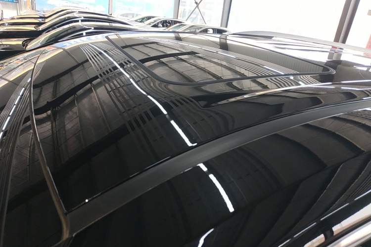 Used Toyota Granvia 2026 Model 2.5L Hybrid Prestige PLUS Edition Roof