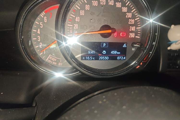 Used MINI 2019 1.5T COOPER Classic Edition Five-Door Version Odometer Close Up