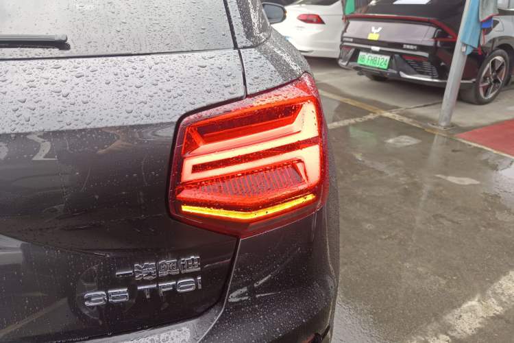 Used Audi Q2L 2021 35 TFSI Fashion Dynamic Model
