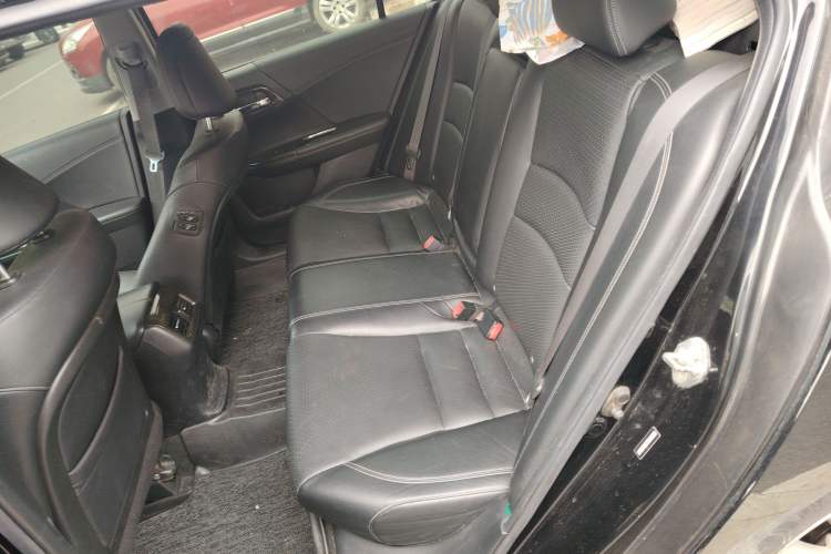 Used Honda Accord 2014 2.4L EX Luxury Edition Left Rear Seat