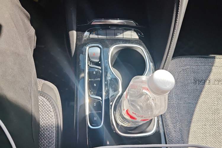 Used Buick Envision 2022 Encore S 552T Two-Wheel Drive Elite Model