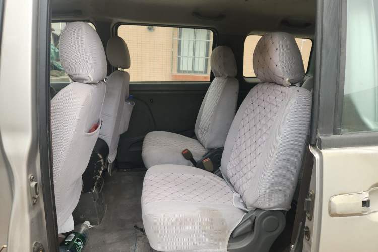 Used Dongfeng Shuaike 2011 1.6L Manual Practical 7-Seater