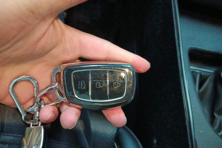 Used Hyundai ix25 2015 1.6L Automatic Two-Wheel Drive Smart GLS Trim Vehicle Key