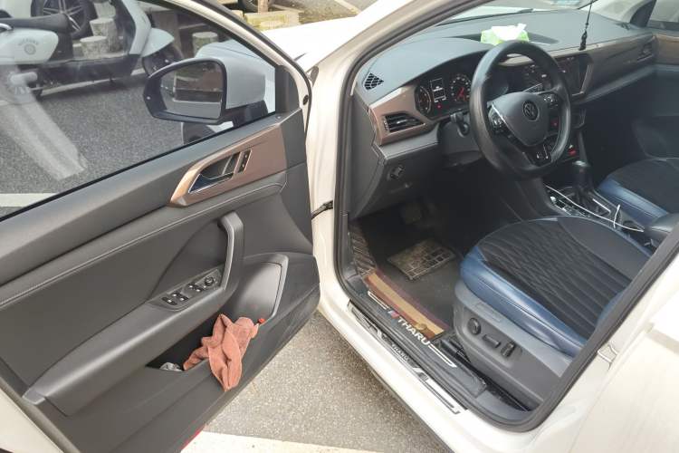 Used Volkswagen Tharu 2021 280TSI Two-Wheel-Drive Luxury Plus Edition Driver Seat