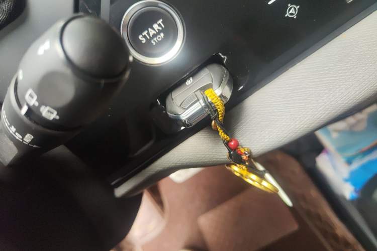 Used Citroen C4 Picasso 2015 1.6T Fashion Model 5 Seats Vehicle Key