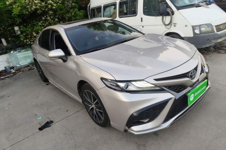 Used Toyota Camry 2021 2.0S FENGSHANG Edition
