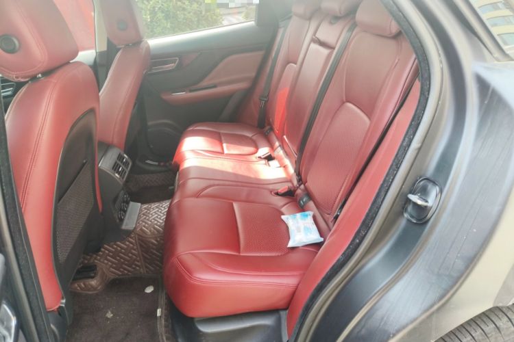 Used Jaguar F-PACE 2016 2.0T Two-Wheel Drive Urban Luxury Edition