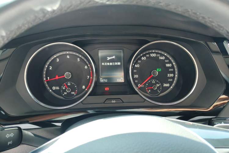 Used Volkswagen Tiguan L 2019 330TSI Automatic Two-Wheel Drive Panoramic Comfort Edition China V Standard
