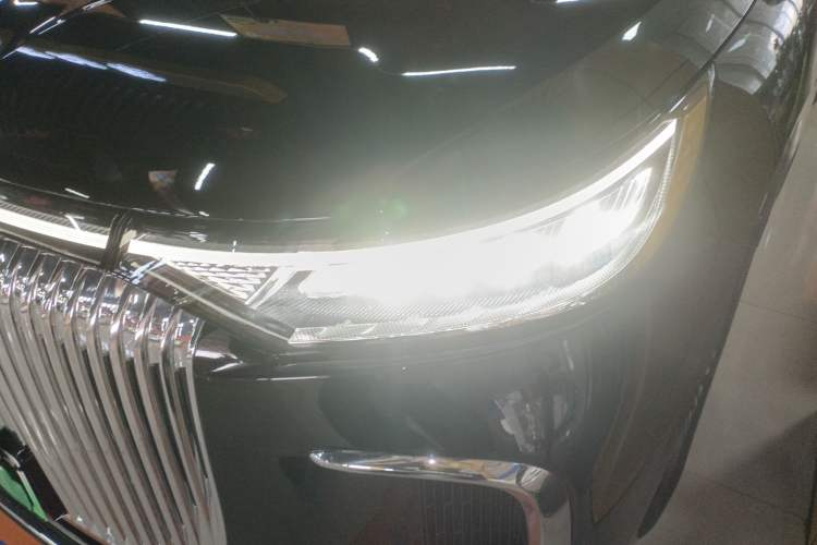 Used VOYAH Dream 2025 PHEV Four-Wheel Drive Prestige Kunpeng Edition