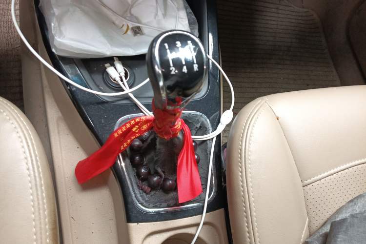 Used Wuling Hongguang 2013 1.5L S Luxury Model
