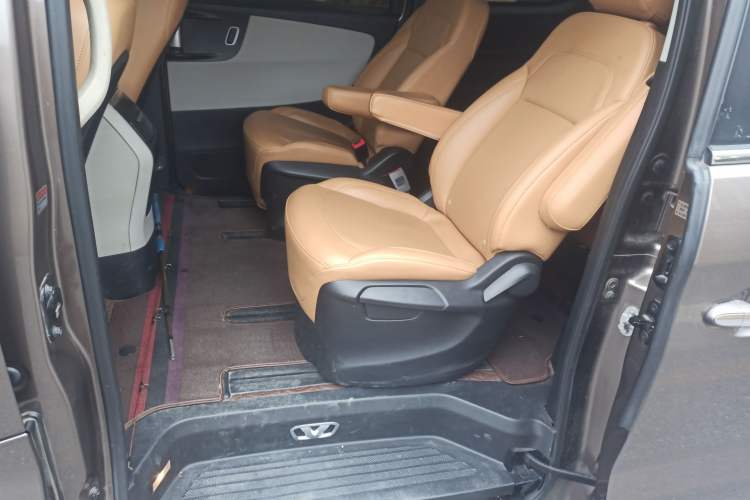 Used Huasong 7 2017 2.0T Automatic Elite Edition