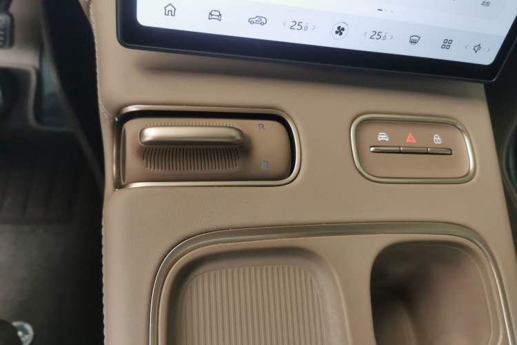 Used Nio ES6 2024 75 kWh