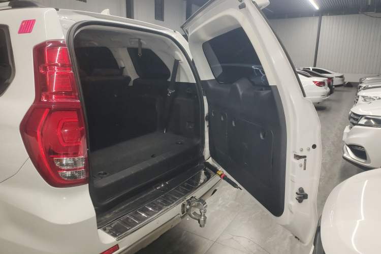 Used Haval H9 2016 2.0T Four-Wheel Drive Luxury 7-Seater