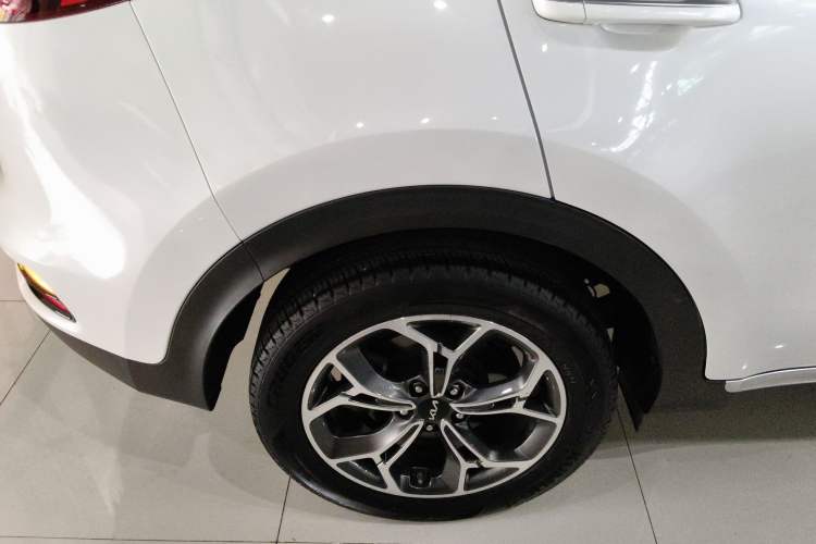 Used Kia KX5 2021 2.0L Automatic Two-Wheel Drive Comfort Edition
