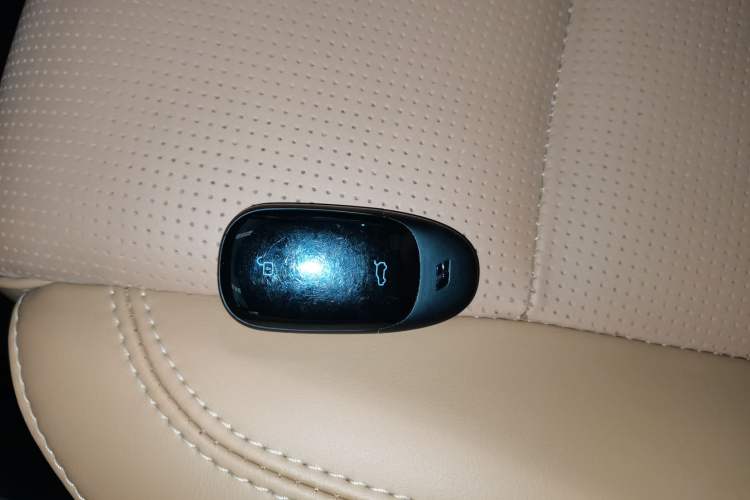 Used Li Auto ONE 2021 Extended-Range 6-Seater Version
